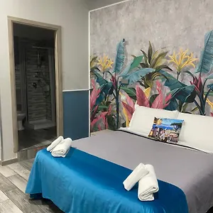 https://bb-viva-napoli.hotels-amalfi.com