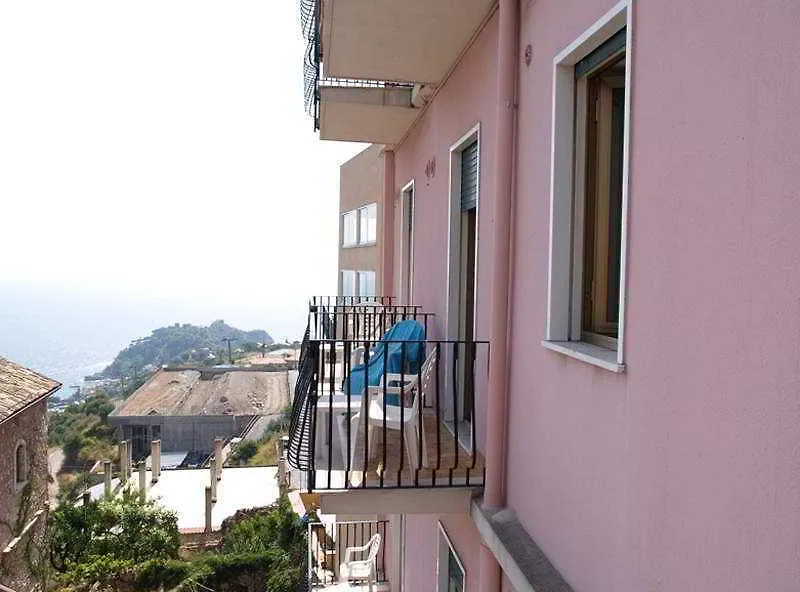 טאורמינה Hotel Natalina 2*,